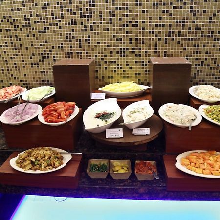 더 아우레스  아우랑가바드 외부 사진